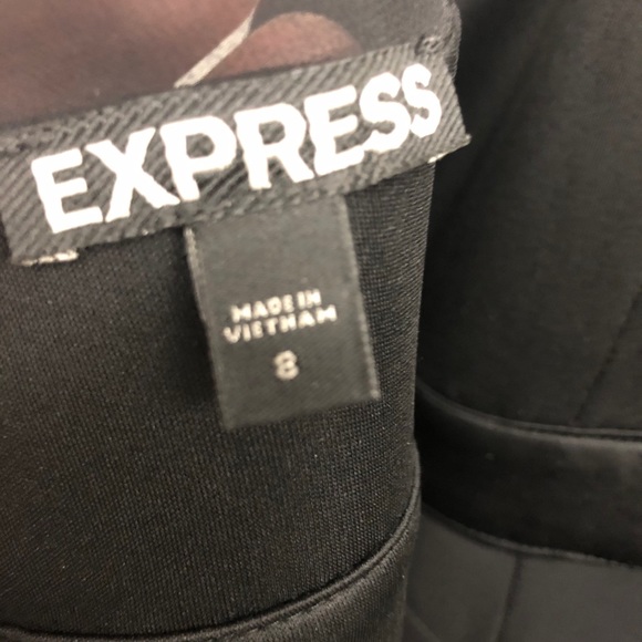Express LBD - Picture 5 of 6